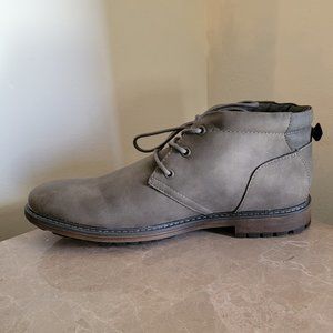 Bull Boxer B-52 Men's Size-11 Shoes, NWOT